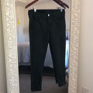 American Eagle green zip up jeggings